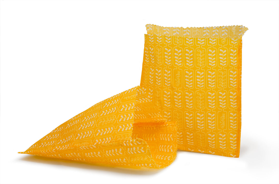 Beeswax Wraps Sandwich bags, reusable, eco friendly. Wheat pattern on a white background