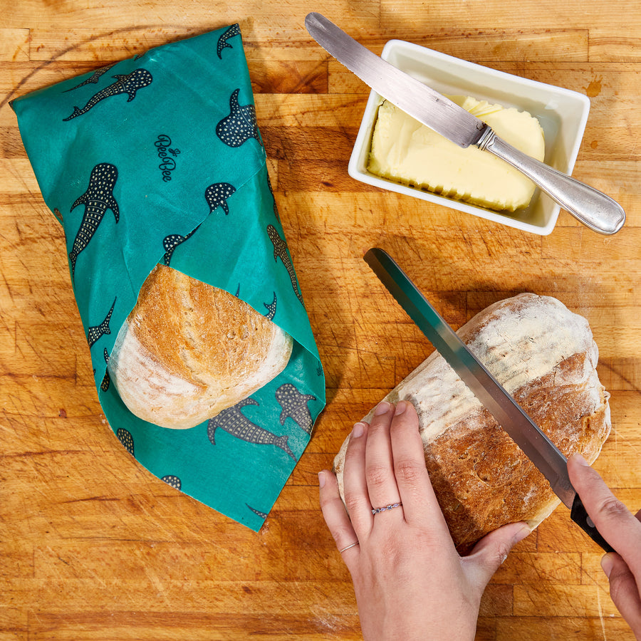 Beeswax Food Wraps (Whale Shark)keeping bread fresh